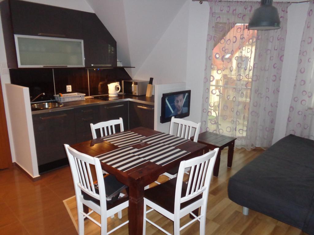 Apartament Lisi Jar Apartment Jastrzebia Gora Luaran gambar